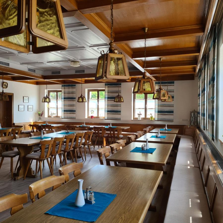 Gasthaus Schöllmann Feuchtwangen Exterior foto